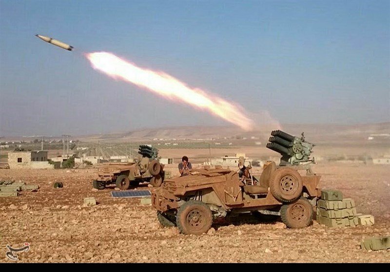 نبرد سنگین ارتش سوریه با داعش در دیرالزور
