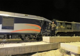 خروج قطار بندرعباس-تهران از ریل/حادثه تلفات جانی نداشت