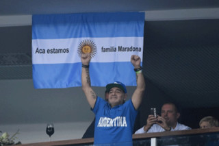 مارادونا: فیدل کاسترو زندگی مرا نجات داد
