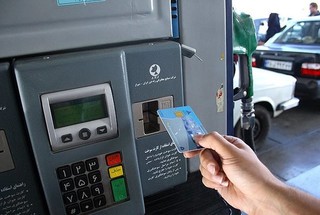 حذف کارت سوخت به مجوزی برای قاچاق سازمان‌یافته بنزین تبدیل شد

