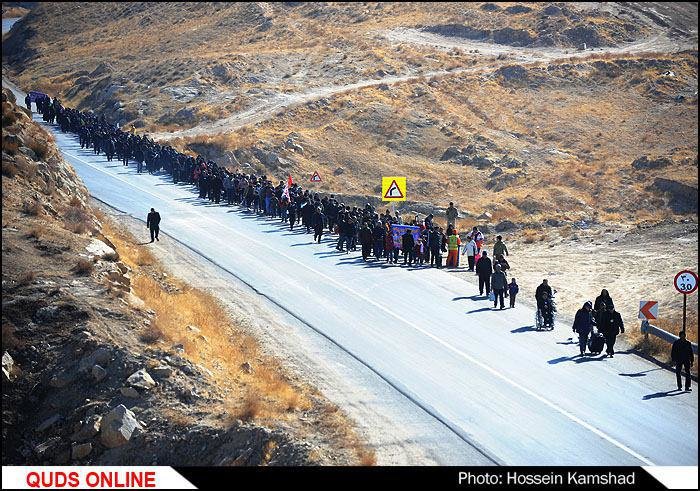 ۲۰۶۰ کاروان پیاده وارد مشهد شدند/آمار زائران از مرز ۳ میلیون نفر گذشت