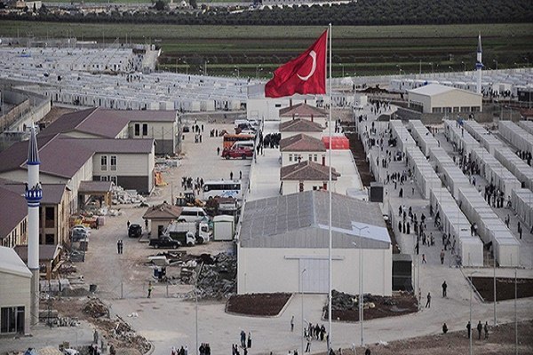 اتحادیه اروپا کمک های وعده شده به ترکیه را پرداخت کند