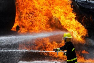 آتش سوزی در پاساژ طلا فروشی برادران زاهدان
