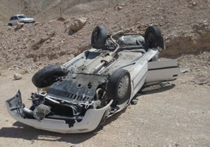 واژگونی خودروی قاچاقچیان انسان در کرمان/۲نفر از سرنشینان مصدوم شدند