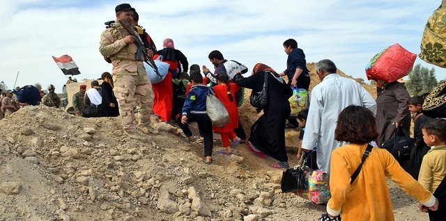 هشدار سازمان ملل درباره توقف امدادرسانی به آوارگان عراقی/نیمی از شرق موصل در کنترل نیروهای عراق