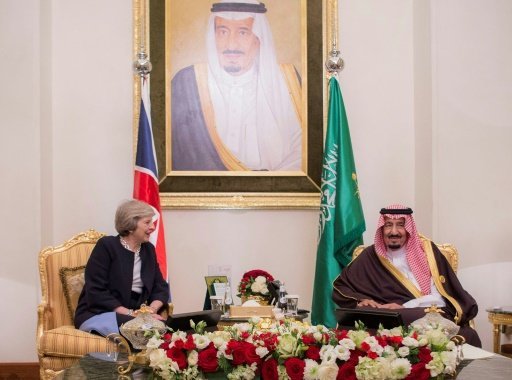 نخست وزیر انگلیس: در مقابل ایران در کنار کشورهای عرب هستیم