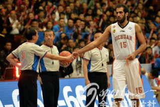 درخشش ستاره‌های بسکتبال ایران در لیگ چین