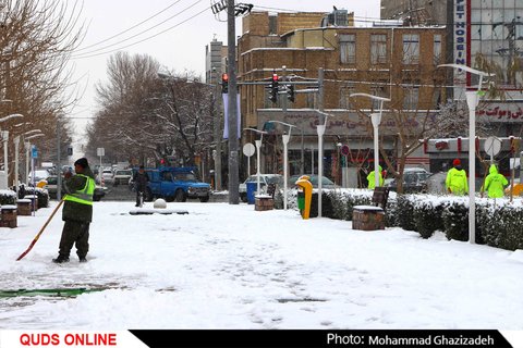 برف شادی بر چهره مشهد نشست