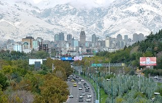 شاید با منع تردد خودروهای بدون معاینه فنی، تهران بتواند نفس بکشد/خانم ابتکار، ۲۱ سال دیر نیست؟