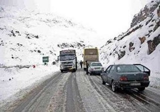 رانندگان از سفرهای غیرضروری به خراسان شمالی خودداری کنند