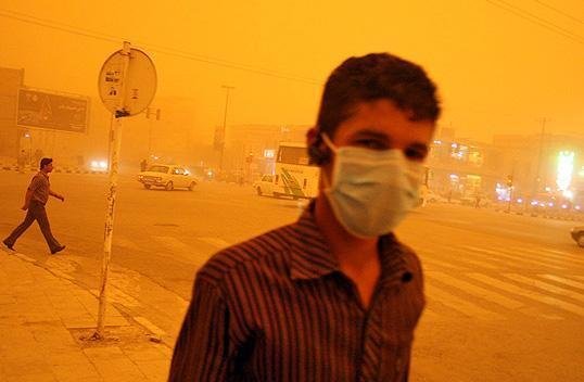 توقف طرح‌های انتقال آب تنها راه مقابله با ریزگردهای خوزستان
