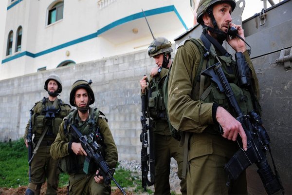 بازداشت گسترده فلسطینیان از جمله یک رهبر حماس در کرانه باختری