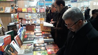 نمایشگاه کتاب «دهه فجر»  دربجستان افتتاح شد