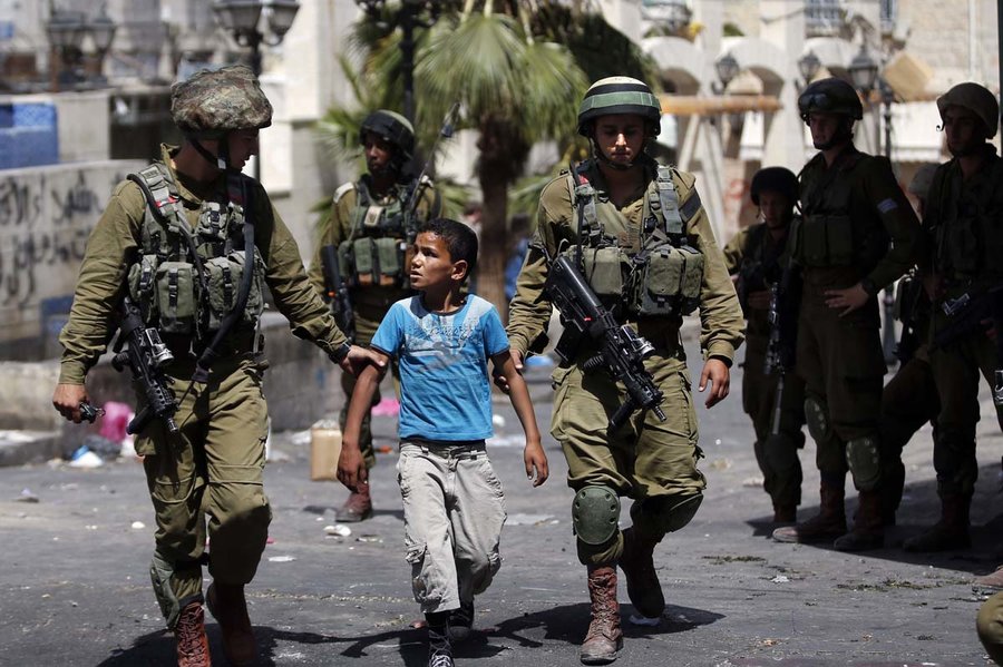 بازداشت ۲۷ فلسطینی از حمله ۷ کودک در کرانه باختری