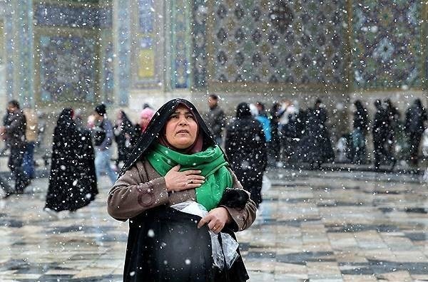 تشرف بیش از 900 هزار زائر زیارت اولی محروم به‌حرم مطهر رضوی