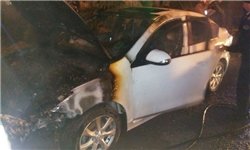 خودروی مزدا ۳ در بزرگراه حکیم آتش گرفت + عکس