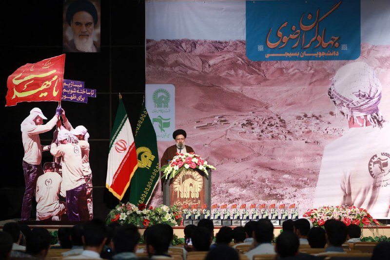 بد عهدی‌های غرب بیانگر ترس آنها از پیشرفت ملت ایران است