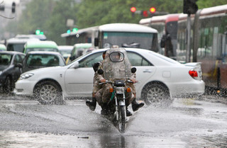 بارش باران در ۵ استان کشور/ ترافیک نیمه سنگین در تهران-کرج
