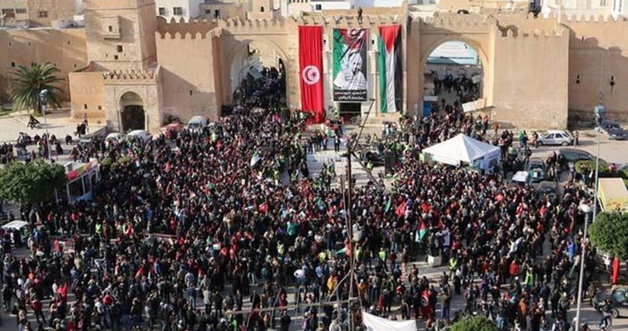 مشارکت هزاران تونسی در راهپیمایی گرامیداشت یاد فرمانده شهید قسامی
