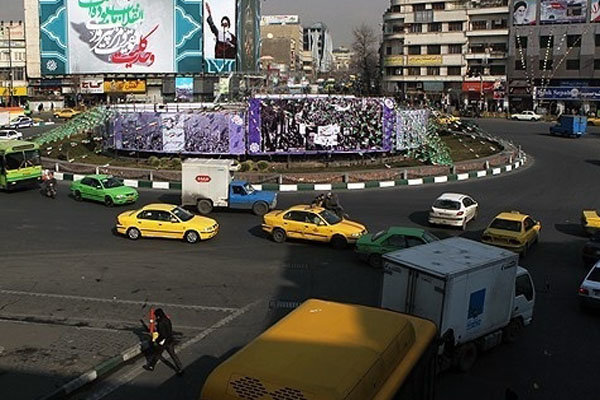 سرانجام نماد میدان انقلاب تهران؛ گنبد فیروزه‌ای با ۲۲ آب‌نما