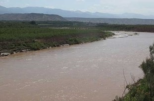 حریم رودخانه‌های رودبار تعیین تکلیف شود
