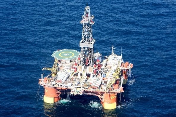 افشای اطلاعات ذخایر شناور نفت ایران قیمت نفت را بالا برد