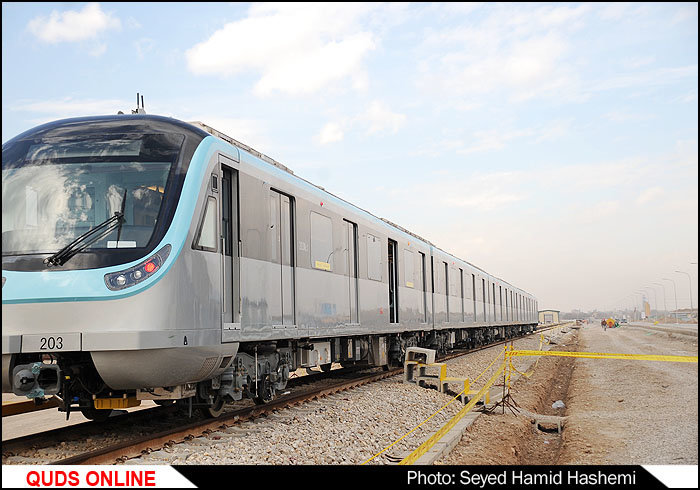 فاز نخست خط ۲ قطارشهری مشهد تا ۲۲ بهمن به ایستگاه بهره برداری نمی رسد
