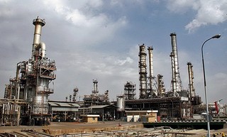 روزانه ۱۶۰ هزار بشکه نفت از میادین نفتی استان برداشت می شود