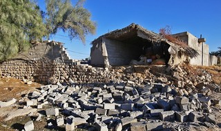 آخرین وضعیت مناطق زلزله زده خنج/ اسکان اضطراری ۱۷۶ خانوار