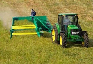 ۸۵ دستگاه ماشین آلات و ادوات زراعی بین کشاورزان خراسان شمالی توزیع شد