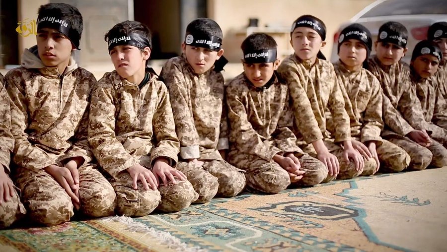 داعش برای کودکان کارتون ساخت/ انتشار بولتن پیش بینی آب و هوا از سوی تروریست ها