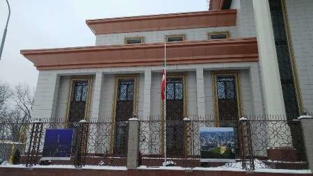 پرچم ایران در پایتخت بلاروس به یادبود آیت الله هاشمی نیمه افراشته شد