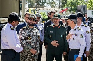 وزیر دفاع از مجتمع صنایع نظامی شهرستان درود بازدید کرد