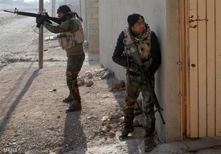 «تمارض» شگرد داعشی ها برای فرار از جنگ با نیروهای عراقی در موصل
