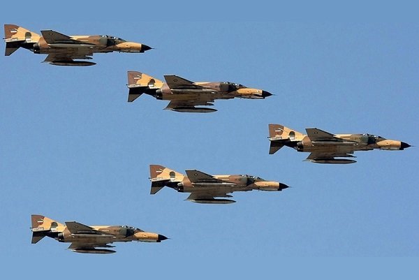 نیروی هوایی ارتش نقطه قوت نظام مقدس جمهوری اسلامی ایران است

