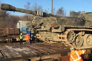 عبور تانکهای انگلیس از کانال مانش برای نبرد در اروپا