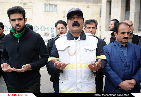 همدردی مردم مشهد با آتش نشان حادثه پلاسکو/گزارش تصویری