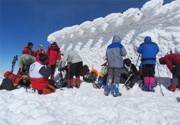 ۳۵ کوهنورد مفقودشده در ارتفاعات رامیان پیدا شدند
