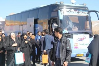 زوج های دانشجوی دانشگاه شهرکرد به مشهد مقدس اعزام شدند