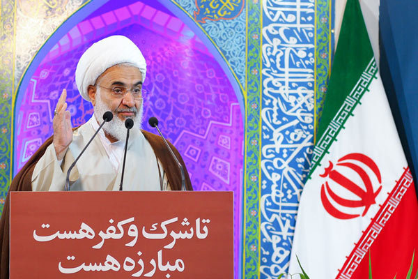 دهه فجر یادآور رشادتهای ملت ایران در مبارزه با طاغوت است