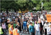 تظاهرات در تورنتو علیه سیاست‌های ترامپ
