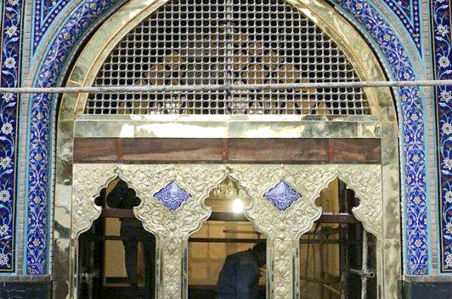پنجره فولاد جدید در صحن مسجد گوهرشاد نصب شد