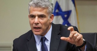 رئیس حزب "آینده" رژیم صهیونیستی خواستار استعفای نتانیاهو شد