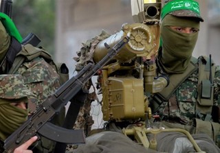 یدیعوت: حماس با سلاح های خود "اسرائیل" را در جنگ آتی غافلگیر خواهد کرد