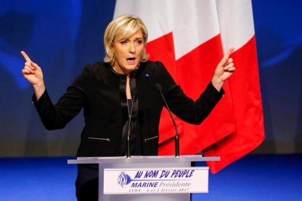 کمپین نخست‌وزیر فرانسه علیه مارین لوپن
