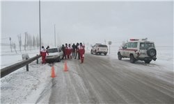 برف و کولاک شدید ۵ استان کشور را درنوردید/ رهاسازی ۱۳۰ خودروی گرفتار در برف