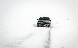 سفر به کوهرنگ فقط با زنجیر چرخ/کولاک شدید در گردنه چری