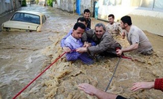 بوشهر در سیل غرق شد/۲ برابر میانگین سالانه بارش باران ثبت شد