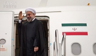 روحانی با استقبال امیر کویت وارد این کشور شد