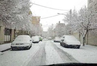 برف و کولاک مدارس آذربایجان شرق را در ۳۰ بهمن به تعطیلی کشاند